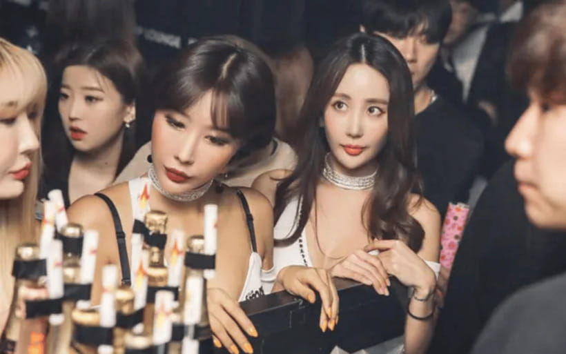 Shanghai Fuxing INS - All Access Ticket for 7 nightclubs - Fuxing INS: Shanghai’s biggest local nightlife maze