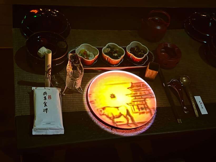 Shanghai Guided Royal Banquet Photo (Incl) with Massage Opt - Timing That Keeps You From Feeling Rushed