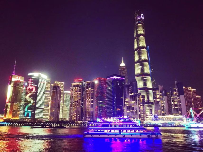 Shanghai in 5 Hours: River Cruise, Shanghai Tower & Dining - Shanghai-style lunch: a real meal, not a token stop