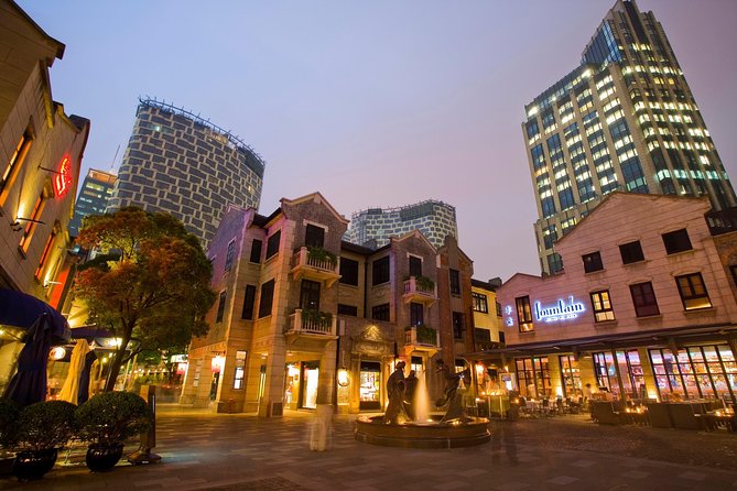 Shanghai in a Day: A Whirlwind Tour of the City's Highlights - Getting your bearings with an 8-hour highlights plan