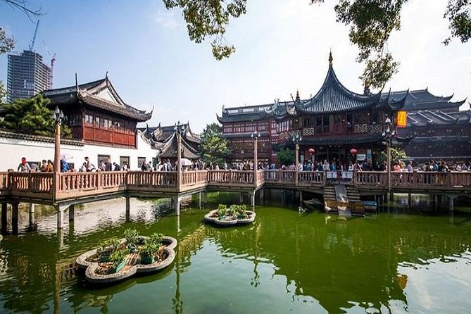 Shanghai in a Day: A Whirlwind Tour of the City's Highlights - City God Temple: included entry near the old-town center