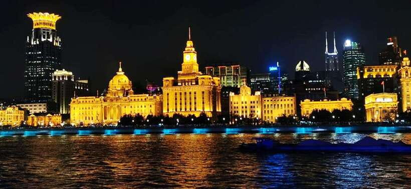 Shanghai Night River Cruise VIP Seat with Authentic Dinner - Smooth Downtown Pickup and Drop-Off: Less Time Waiting, More Time Out