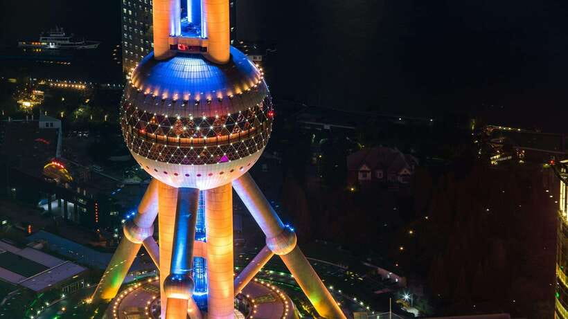 Shanghai: Oriental Pearl Tower Entry Ticket with PDF Guide - 259 m Transparent Glass Floor: the thrill that earns the ticket