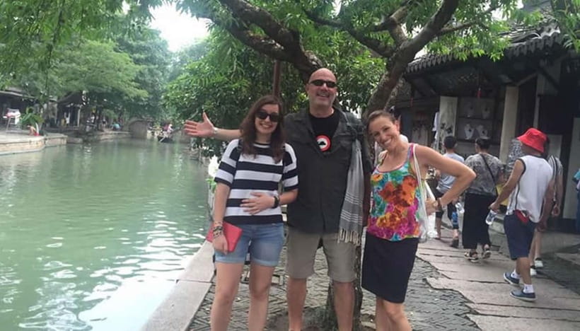 Shanghai Urban Sightseeing & Zhujiajiao Water Town Bus Tour - Chenghuang Miao Quarter: Old Shanghai Street Life First