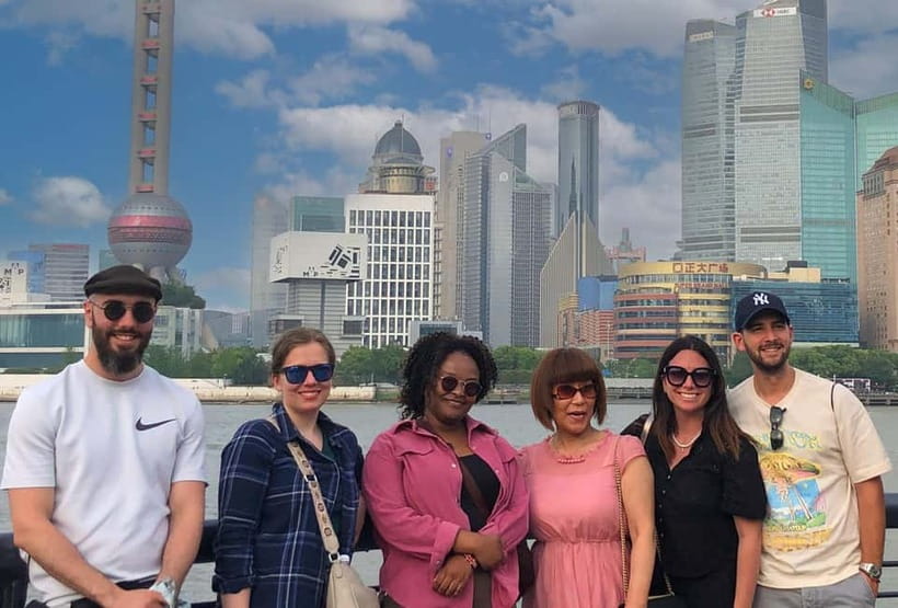 Shanghai Urban Sightseeing & Zhujiajiao Water Town Bus Tour - Yu Garden: 400 Years of Pavilions, Ponds, and Rock