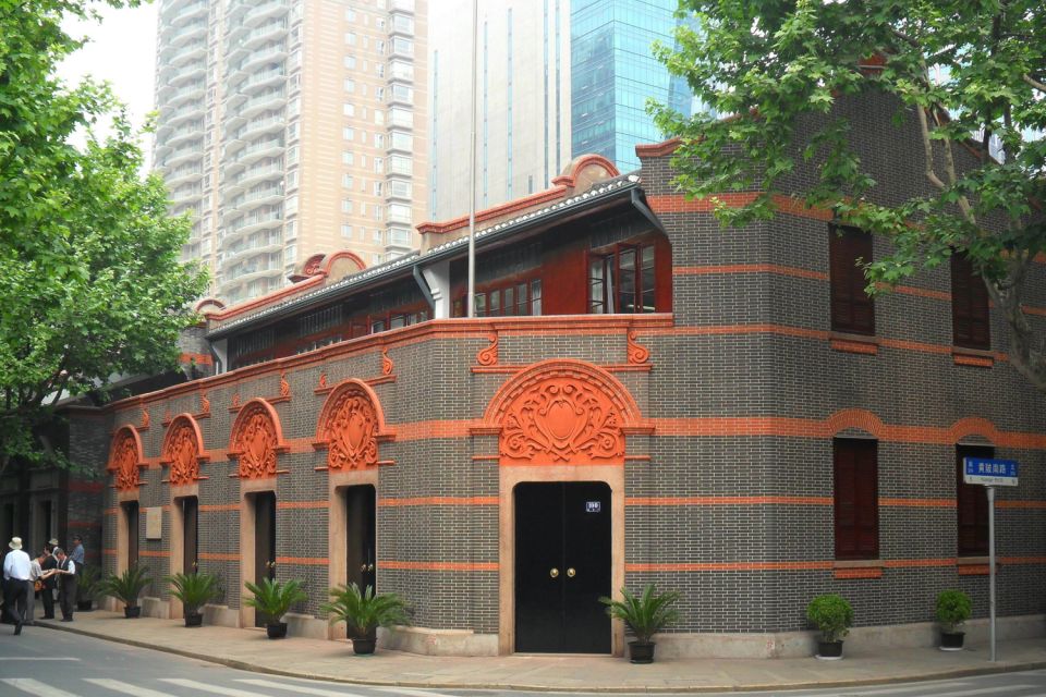 Shanghai: Xintiandi, CCP Museum and French Concession Tour - Dr Sun Yat-sen’s home: revolutionary roots with many original elements