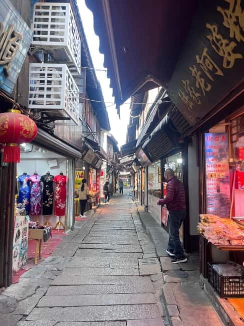Shanghai: Zhujiajiao Water Town with Calligraphy Experience - Timing and value: making $125 feel worth it