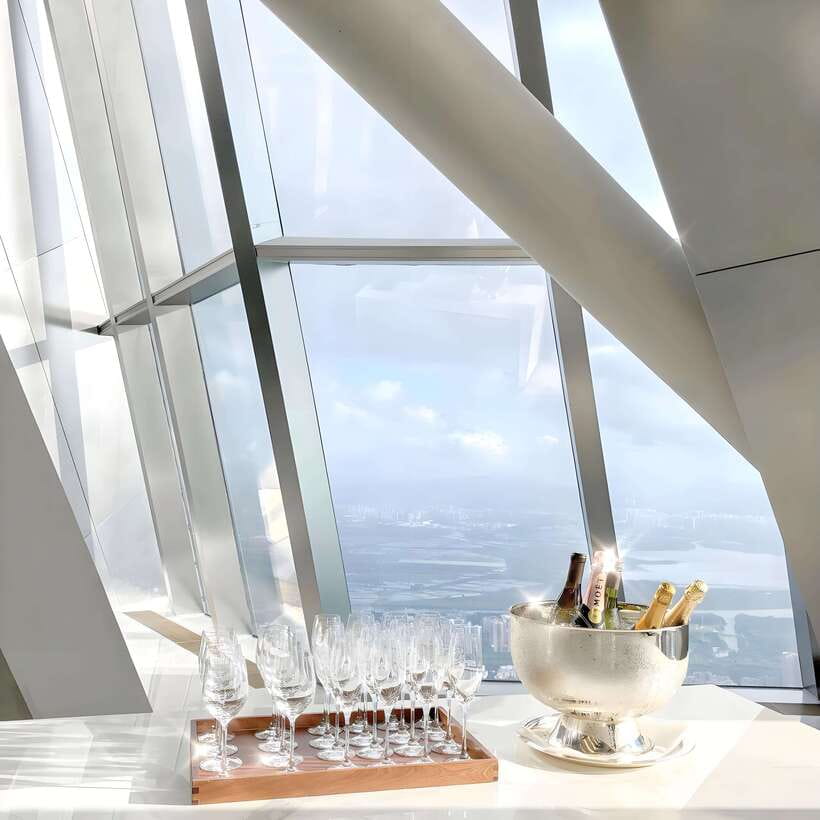 ShenZhen: Tallest Building with Luxury Meal on Highest Floor - Price and Value: Is $140 per Person Fair?