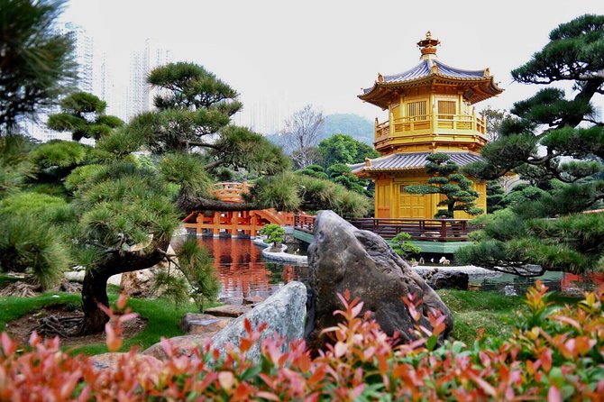 Small-Group Tour: Temples & Markets Discovering [PROMOTION] - Wong Tai Sin Temple: where faith, locals, and legends collide