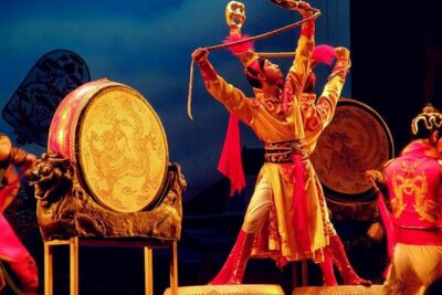 Tang Dynasty Dinner Show with Private transfer - Shaanxi Grand Opera House: your 6pm arrival plan