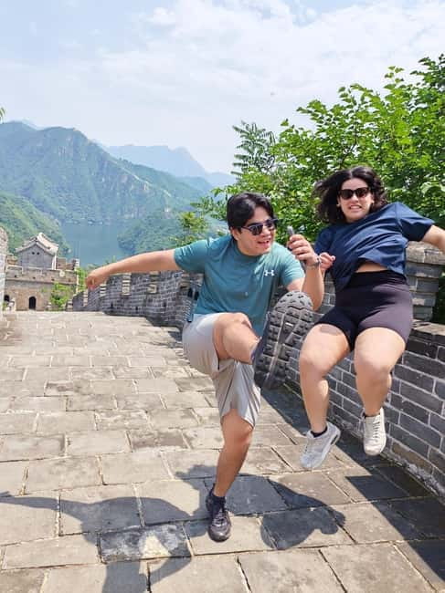 The Lakes & Peaks Great Wall at West Mutianyu with Cruise - Making the most of your 5 hours of free time