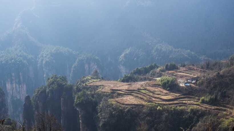 Tianmen Mountain National Forest Park - Best time to go: timing for day views vs night lights