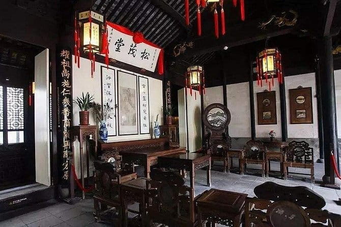 Tongli and Zhouzhuang Water Town Private Day Tour from Suzhou - Tuisi Garden UNESCO stop: a timed reset between canal walks