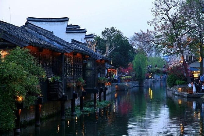 Wuzhen Water Town Self-Guided Tour with Private Transfer from Hangzhou - Getting From Hangzhou to Wuzhen Without Losing Half the Day