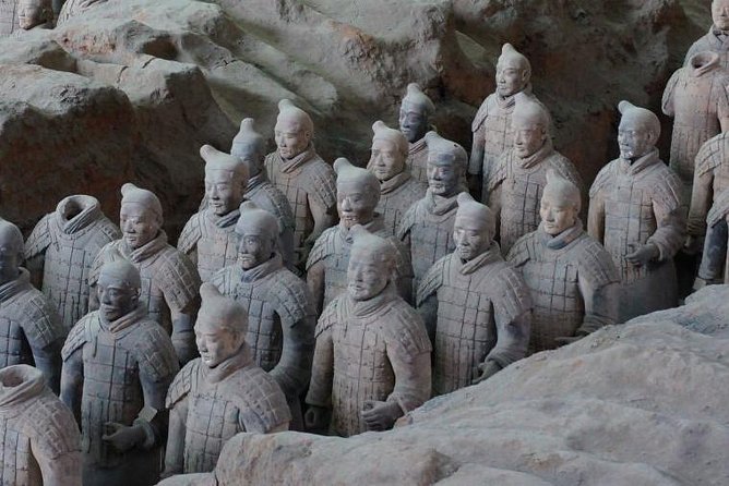Xi'an 1-Day Coach Tour of Terracotta Army - Tang Dynasty Show and Huaqing Palace for the Tang-era mood