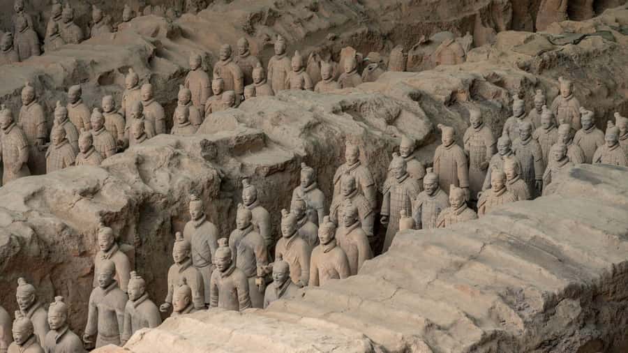 Xian: Bus Tour of Terracotta Warriors With Guide & Lunch - Guide quality matters: Chelsea, Nana, and the power of good English