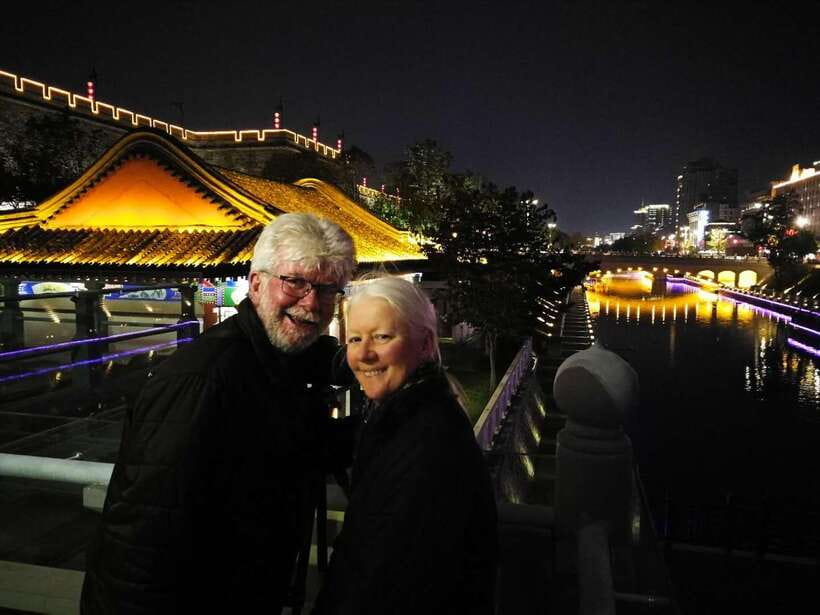 Xi'an: City Wall & Old Town Walking Tour w/ 10+ Food Tasting - Logistics That Actually Matter: Getting There, Getting Back