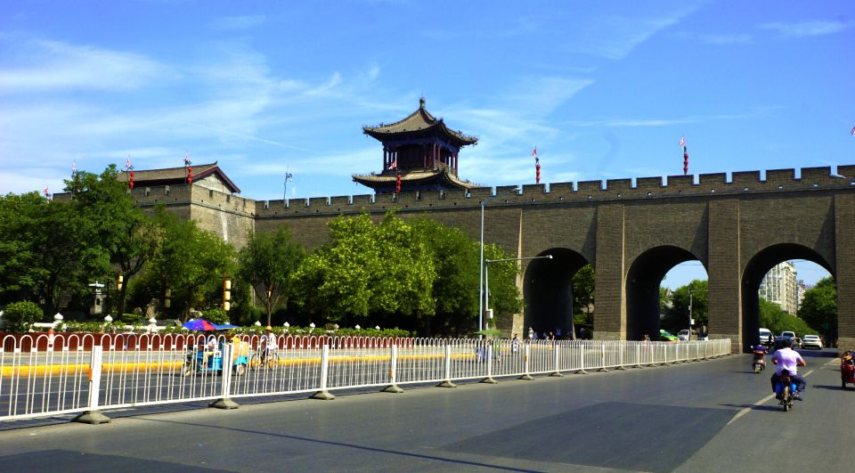 Xi'an City Wall Private Guided Tour with Cycling Option - The Guided Part That Makes the Wall Click