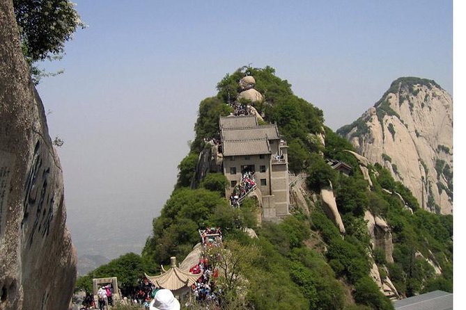 Xian Day Trip to Mt. Huashan with Round-trip Cable Car - Middle Peak to North Peak: The Longer Walk and the Sunset Factor