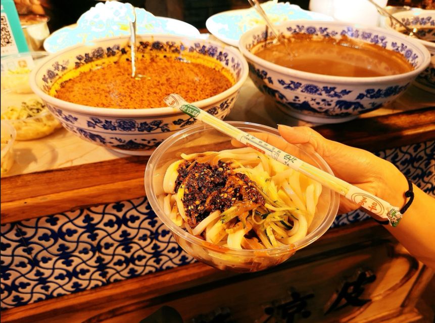 Xi'an Muslim Quarter Night Market Foodie Walking Tour - Who should book this foodie walking tour
