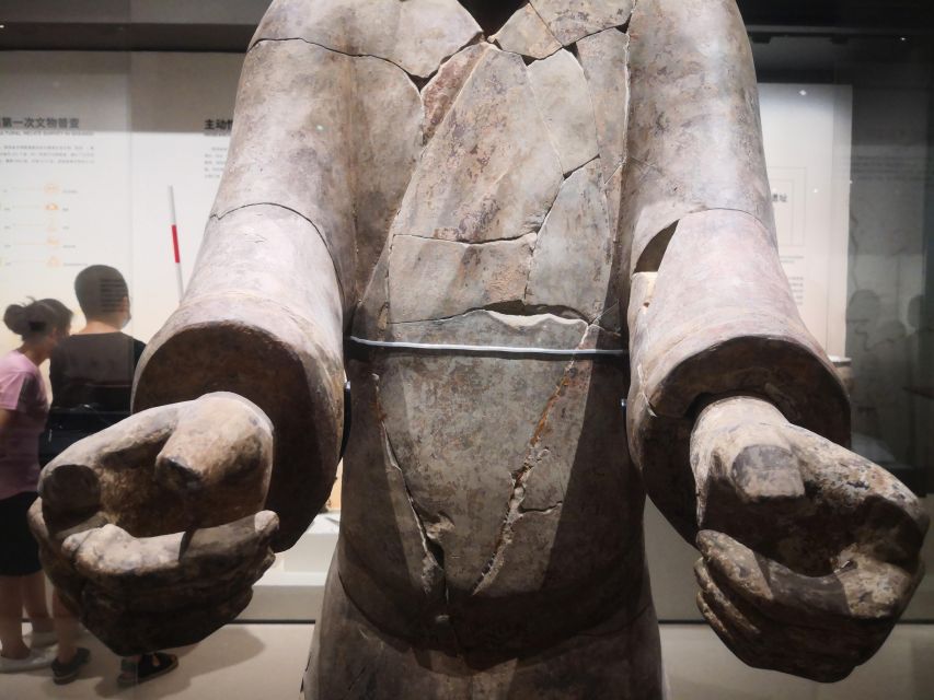 Xi'an: Private Half-Day Terracotta Warriors Tour with Pickup - Should you book this private half-day Terracotta Warriors tour?