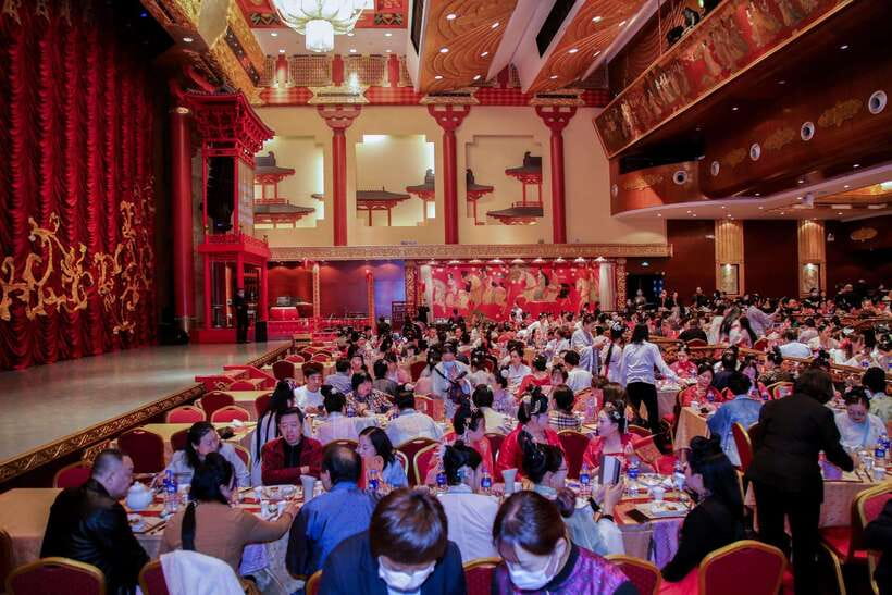 Xi'an: Tang Dynasty Show Tickets Booking - Theatre Size Matters: Stage, Seating, and Viewing Reality