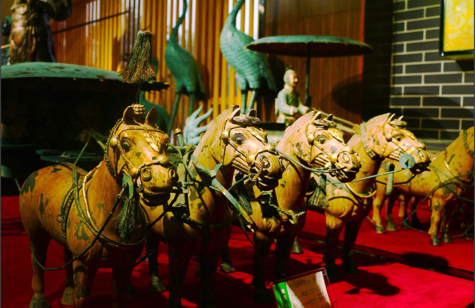 Xian Terracotta Amry& Romantic Show & Grand Tang Bright City - Banpo Museum: a shorter stop with mixed trade-offs