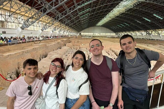 Xi'an: Terracotta Army, Big Goose Pagoda & City Wall Private Tour - Museum of Qin Terra-cotta Warriors and Horses: the best start of the day