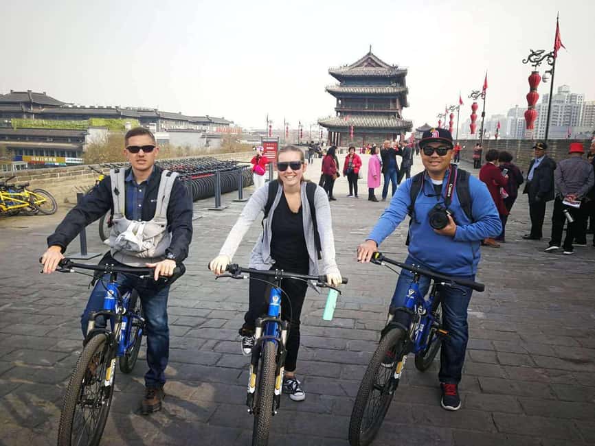 Xi'an: Terracotta Army&Optional City Sites Private Day Tour - Private guide in your language: what you gain beyond facts