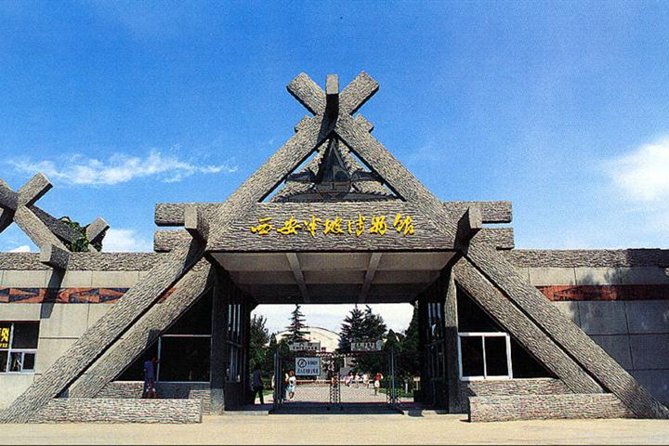 Xian Terracotta Warriors and Banpo Museum Bus Tour - Lunch near Terracotta: plan for the cost and keep your energy up