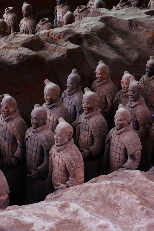 Xi'an: Terracotta Warriors Private Tour with Optional Lunch - Entering Pit 1: Where the Scale Hits You First