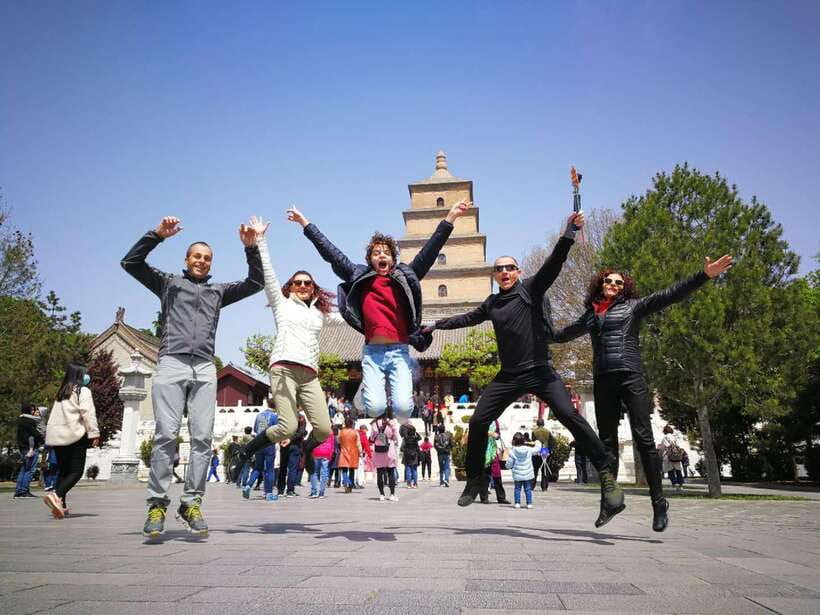 Xi'an: Top 3 Highlights All Inclusive Private Day Tour - Hotel Pickup and the Smooth Van Ride to the Warriors