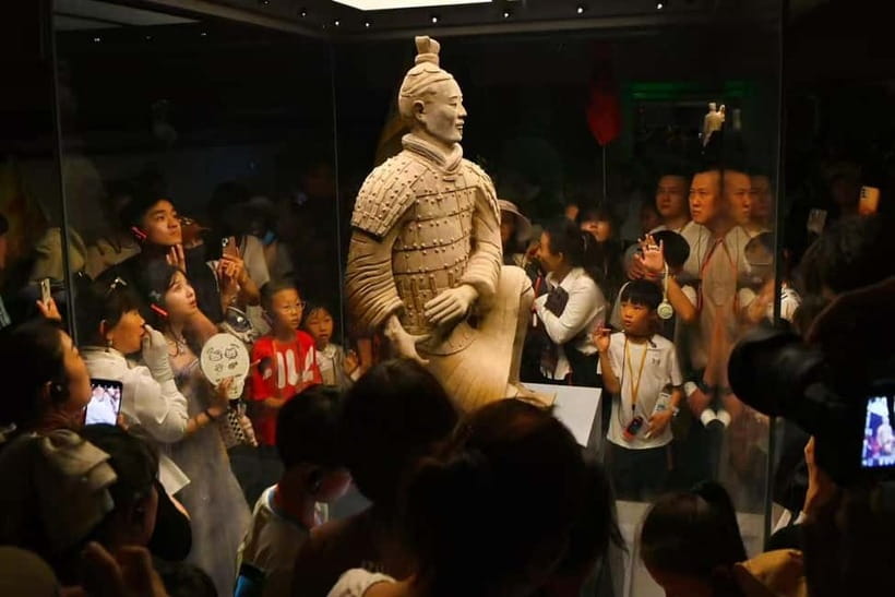 Xi'an:Terracotta Army Museum Walking Tour with Entry Tickets - What you actually see: the main pits and the guide’s story