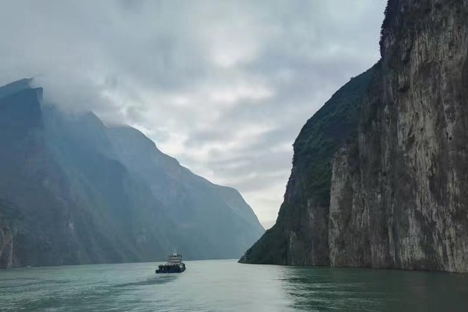 Yangtze River Cruise from Yichang to Chongqing Upstream in 5 Days 4 Nights - Key Things You’ll Care About