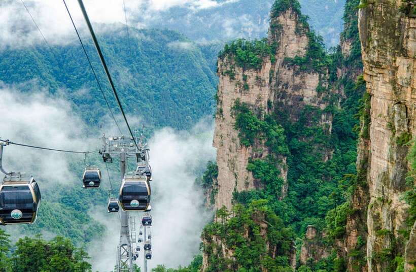Zhangjiajie: 2-Day Highlights Tour w/Glass Bridge &Cable car - Day 1: Yuanjiajie, Bailong Elevator, and the Tianzi Mountain viewpoints