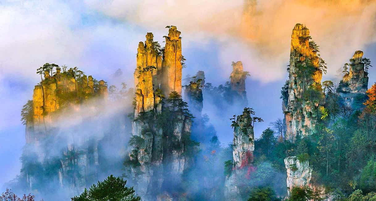 Zhangjiajie: 2-Day National Forest Park & Glass Bridge Tour - Hallelujah Mountain and the Avatar-style cliff sequence