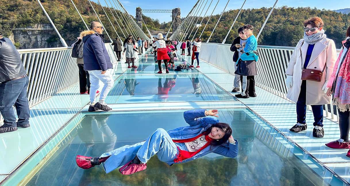 Zhangjiajie: 2-Day National Forest Park & Glass Bridge Tour - Day 2: Grand Canyon Scenic Area and the Glass Bridge walk