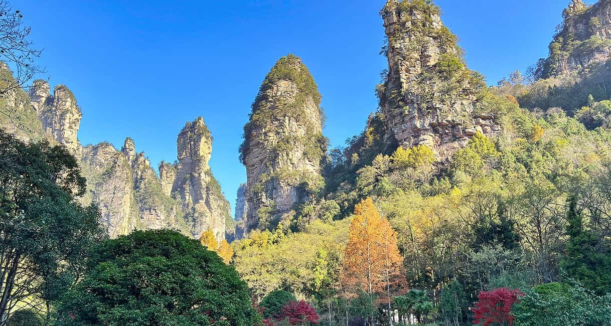Zhangjiajie: Mini Group Day Tour with Bailong Elevator - Tianzi Mountain: sunset timing and the Helong Park viewpoint system