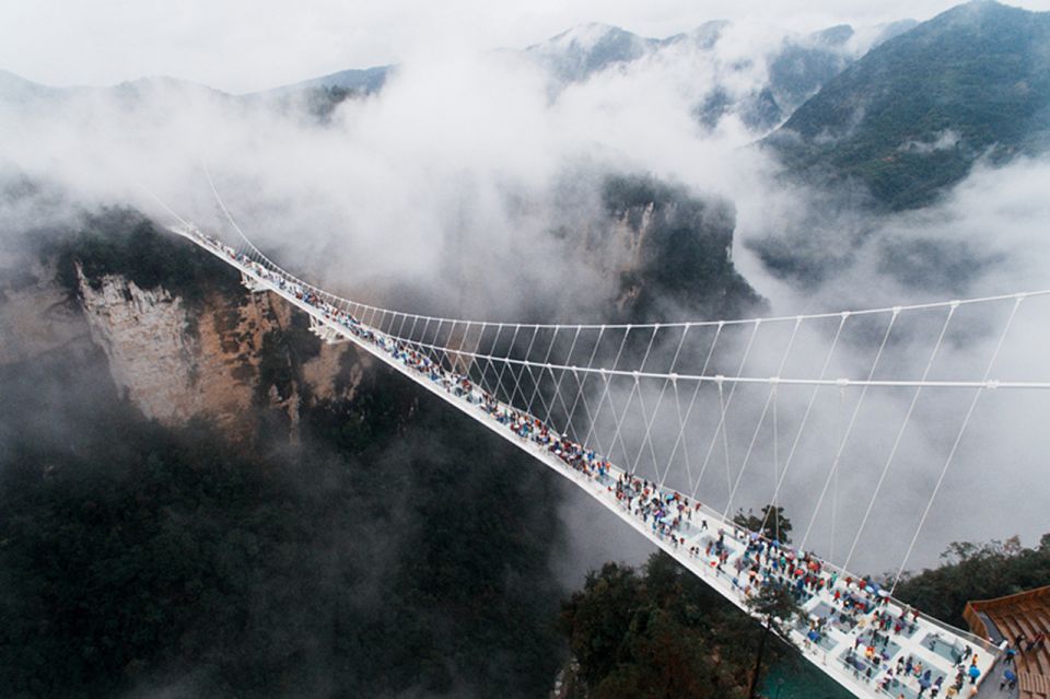 Zhangjiajie National Park: 2-Day Guided Tour w/ Glass Bridge - Entering Zhangjiajie Park Efficiently: pickups, timing, and how the day flows