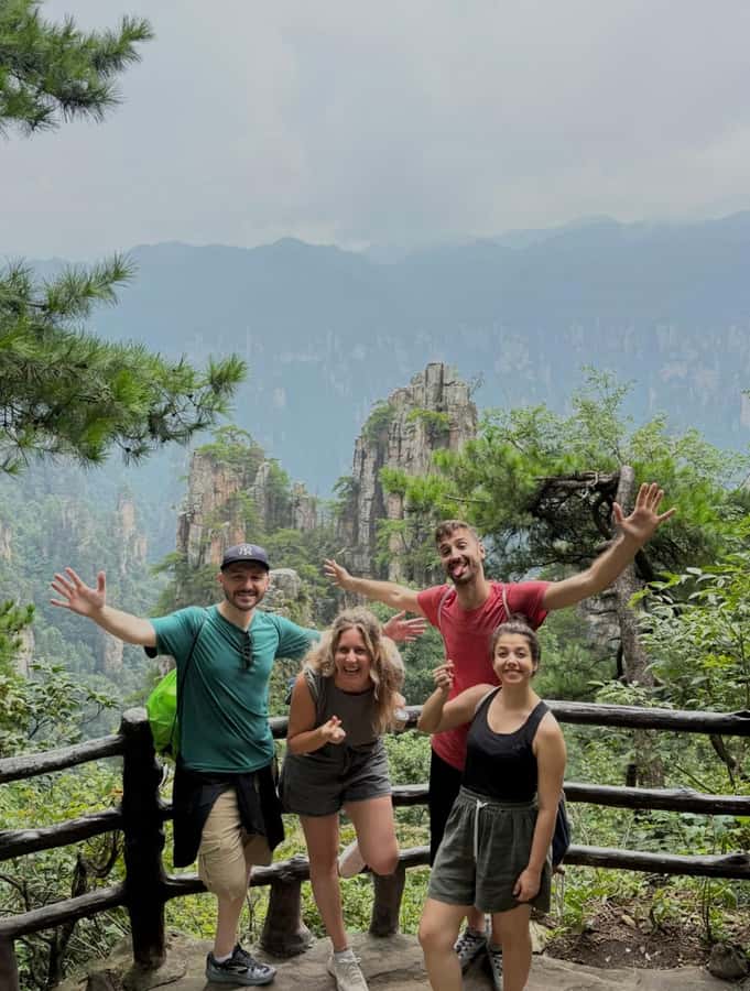Zhangjiajie: VIP Zhangjiajie National Forest Park Day Tour - Pickup, private car comfort, and how the day starts